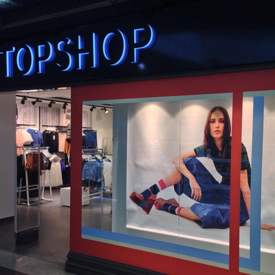 В Москве открылся магазин Topshop (57715.In_.Moscow.Okhotniy.Ryad_.Opened.Shop_.Topshop.s.jpg)