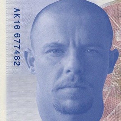 Александр Маккуин может появиться на купюре (57755.Alexander.McQueen.Will_.Appear.On_.British.Banknote.s.jpg)