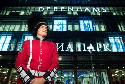 Флагманский дизайнерский универмаг сети Debenhams открылся в Москве (60699.Debenhams.aviapark.38.jpg)