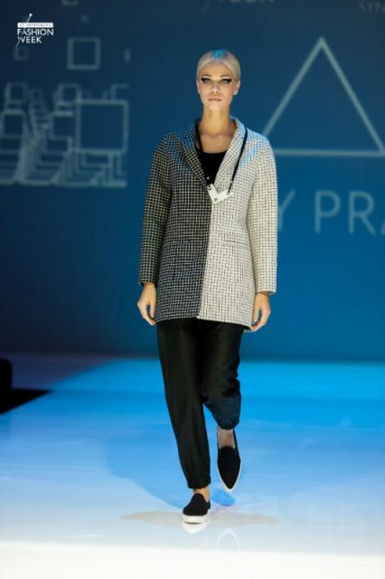 Arny Praht SS 2016 (весна-лето) (61678.Saint_.Petersburg.Fashion.Week_.Kollection.Arny_.Praht_.SS_.2016.14.jpg)