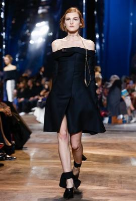 Christian Dior Haute Couture SS 2016 (весна-лето) (63255.Novaya.Kollekciya.Christian.Dior_.Haute_.Couture.SS_.2016.04.jpg)