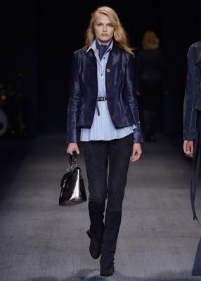 Женская коллекция Trussardi AW 2016/17 (осень-зима) (64049.Novaya.Jenskaya.Kollekciya.Trussardi.AW_.2016.2017.19.jpg)