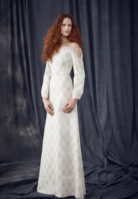 A La Russe AW 2016/17 (осень-зима) (64304.Lookbook.Jenskaya.Kollekciya.ALa_.Russe_.AW_.2016.17.jpg)