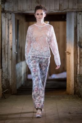 Jana Nedzvetskaya AW 2016/17 (осень-зима) (64992.Sostoyalsya.Pokaz_.Dizaynera.Jana_.Nedzvetskaya.AW_.2016.12.jpg)