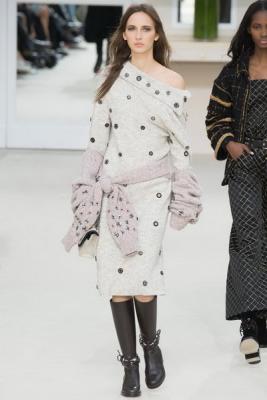 Chanel AW 2016/17 (осень-зима) (67957.Novaya.Jenskaya.Kollekciya.Chanel.AW_.2016.22.jpg)