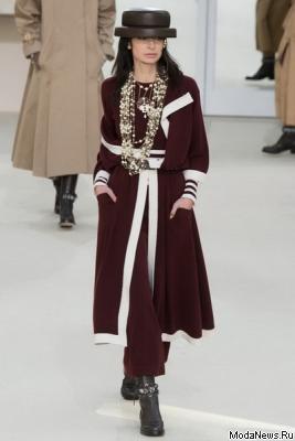 Chanel AW 2016/17 (осень-зима) (67957.Novaya.Jenskaya.Kollekciya.Chanel.AW_.2016.29.jpg)