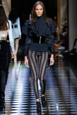 Balmain AW 2016/17 (осень-зима) (68100.Novaya.Jenskaya.Kollekciya.Brenda.Balmain.AW_.2016.18.jpg)