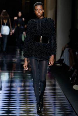 Balmain AW 2016/17 (осень-зима) (68100.Novaya.Jenskaya.Kollekciya.Brenda.Balmain.AW_.2016.21.jpg)