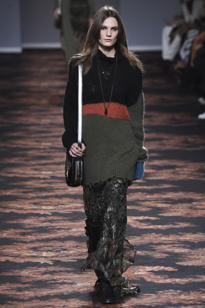 Etro AW 2016/17 (осень-зима) (68853.Novaya.Kollekciya.Veroniki.Etro_.Etro_.AW_.2016.b.jpg)