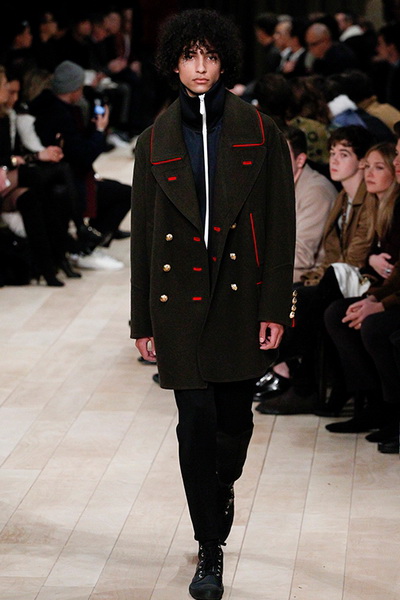 Burberry AW 2016/17 (осень-зима) (69183.Novaya.Myjskaya.Kollekciya.Burberry.AW_.2016.22.jpg)