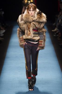 Dsquared2 AW 2016/17 (осень-зима) (69256.Milan_..Novaya.Jenskaya.Kollekciya.Dsquared2.AW_.2016.18.jpg)