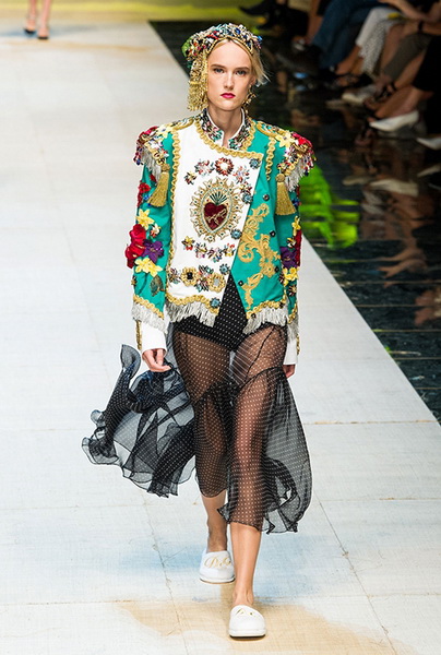 Dolce Gabbana SS 2017 (весна-лето) (71357-Dolce-Gabbana-SS-2017-02.jpg)