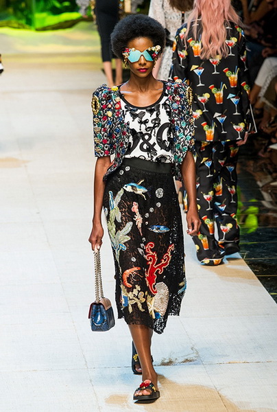 Dolce Gabbana SS 2017 (весна-лето) (71357-Dolce-Gabbana-SS-2017-17.jpg)