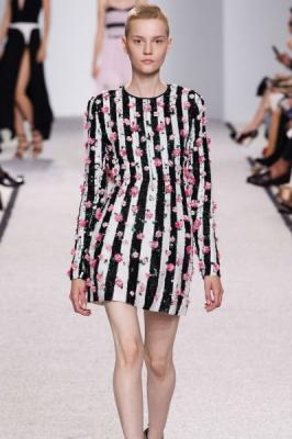 Giambattista Valli SS 2017 (весна-лето) (71410.Giambattista.Valli_.SS_.2017.b.jpg)