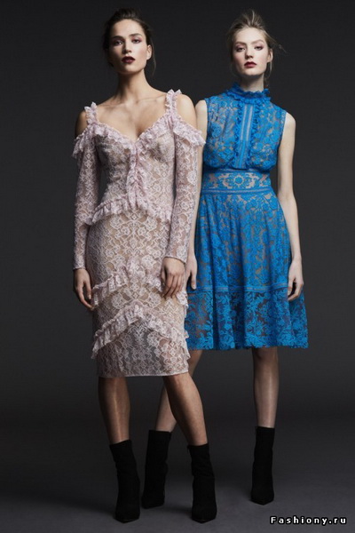 Tadashi Shoji pre-fall 2017 (72135–Tadashi–Shoji–Pre–Fall–2017–07.jpg)