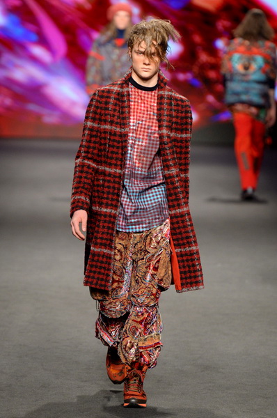 Неделя мужской моды в Милане Etro AW 2017 (72722-Etro-AW-2017-23.jpg)