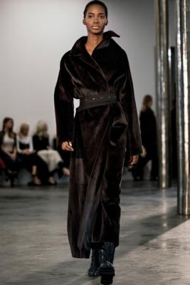 The Row FW 2017 (73274-The-Row-FW-2017-24.jpg)