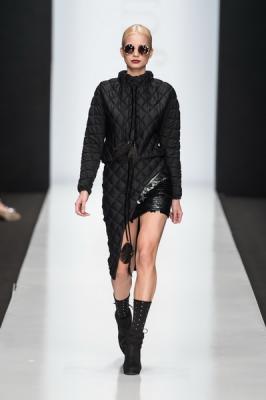 Julia Dalakian AW 2017-18 (73826-Julia-Dalakian-AW-2017-18-11.jpg)