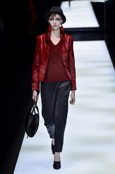 Коллекция Giorgio Armani AW 2017-18 (74359-Giorgio-Armani-AW-2017-18-15.jpg)