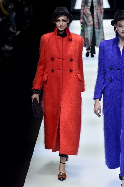 Коллекция Giorgio Armani AW 2017-18 (74359-Giorgio-Armani-AW-2017-18-16.jpg)