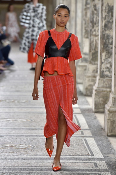 Proenza Schouler весна-лето 2018 (75319-Proenza-Schouler-SS-2018-03.jpg)