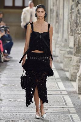 Proenza Schouler весна-лето 2018 (75319-Proenza-Schouler-SS-2018-23.jpg)