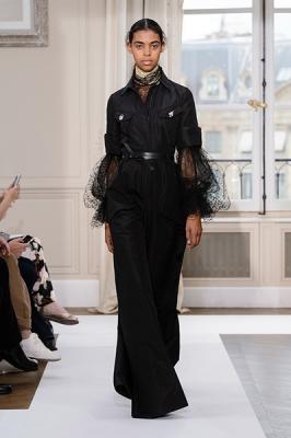 Schiaparelli Haute Couture осень-зима 2017-2018 (75443-Schiaparelli-Haute-Couture-AW-2017-2018-08.jpg)