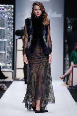 Меховой дом Julia Dilua на Mercedes-Benz Fashion Week (77038-Mexovoy-Dom-Julia-Dilua-Na-MBFW-04.jpg)