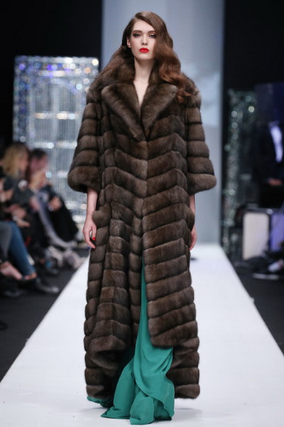 Меховой дом Julia Dilua на Mercedes-Benz Fashion Week (77038-Mexovoy-Dom-Julia-Dilua-Na-MBFW-20.jpg)