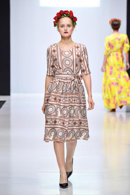  KARINA KHIMCHINSKAYA SS 2018 (77953-KARINA-KHIMCHINSKAYA-SS-2018-01.jpg)