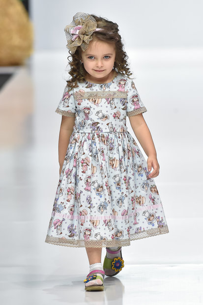 Lana2rock by Asutina Julia for kids SS 2018 (78045-Lana2rock-By-Asutina-Julia-for-kids-SS-2018-b.jpg)