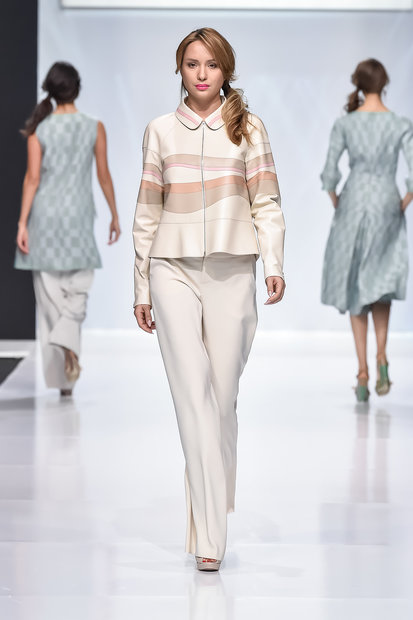 LISA ROMANYUK SS 2018 (78179-LISA-ROMANYUK-SS-2018-02.jpg)