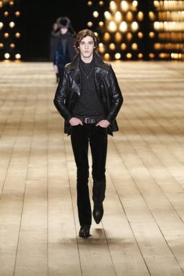 Saint Laurent осень-зима 2018/19 (FW-2018/19) (78661-Saint-Laurent-FW-2018-14.jpg)