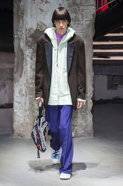 Lanvin весна-лето 2019 (80601-Lanvin-SS-2019-03.jpg)