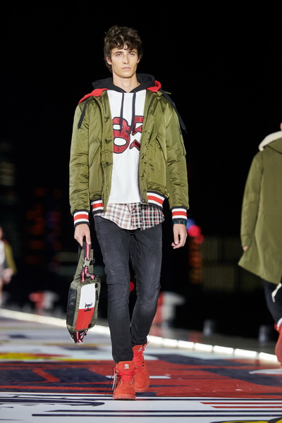 TOMMYNOW FALL 2018 (81035-TOMMYNOW-FALL-2018-09.jpg)