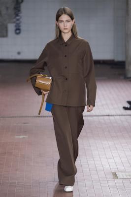  Jil Sander весна-лето 2019 (81232-JilSander-SS-2019-02.jpg)