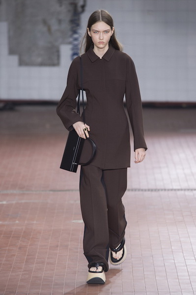  Jil Sander весна-лето 2019 (81232-JilSander-SS-2019-05.jpg)