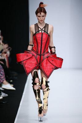 Yuliakosyak SS 2019 (82400-Yuliakosyak-SS-2019-b.jpg)