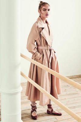 Max Mara Pre-Fall 2019 (82743-Max-Mara-Pre-Fall-2019-15.jpg)