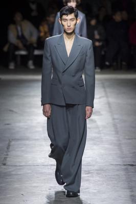 Dries van Noten Menswear осень-зима 2019 (82892-Dries-Van-Noten-SS-2019-10.jpg)