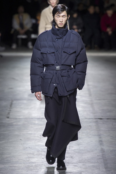 Dries van Noten Menswear осень-зима 2019 (82892-Dries-Van-Noten-SS-2019-18.jpg)