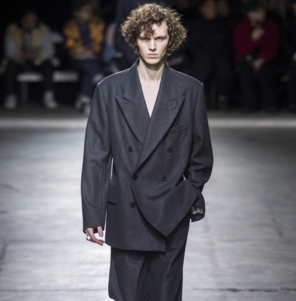 Dries van Noten Menswear осень-зима 2019 (82892-Dries-Van-Noten-SS-2019-s.jpg)