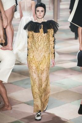 Christian Dior Couture весна-лето 2019 (82989-Dior-Couture-2019-06.jpg)