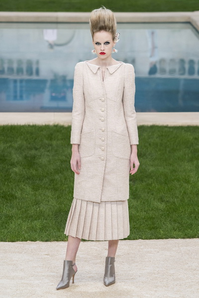 Chanel Couture весна-лето 2019 (83011-Chanel-Haute-Couture-2019-05.jpg)