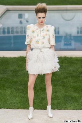 Chanel Couture весна-лето 2019 (83011-Chanel-Haute-Couture-2019-15.jpg)