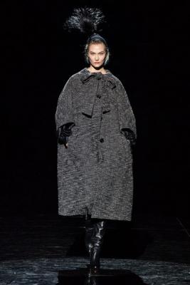 Marc Jacobs осень-зима 2019 (83154-Marc-Jacobs-AW-2019-02.jpg)