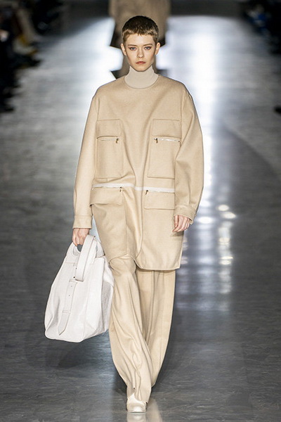 Max Mara осень-зима 2019 (83316-Max-Mara-AW-2019-06.jpg)