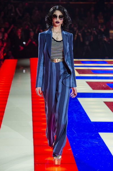 Tommy Hilfiger весна-лето 2019 (83390-Tommy-Hilfiger-AW-2019-10.jpg)