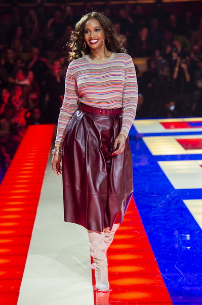 Tommy Hilfiger весна-лето 2019 (83390-Tommy-Hilfiger-AW-2019-13.jpg)