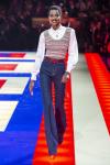 Компания Tommy Hilfiger представляет совместную весеннюю коллекцию 2019 Tommy X Zendaya, созданную в коллаборации легендарного американского дизайнера Томми Хилфигера и актрисы, глобального амбассадора женской линии одежды TOMMY HILFIGER − Зендаи. Она посвящена 1970-м и темнокожим музам. На сцену вышла и сама Грейс Джонс.